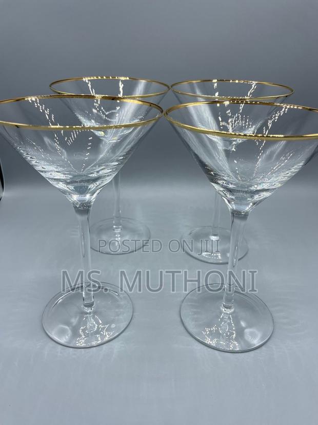 *6pcs Deli Martini Cocktail Glasses With Gold Rim*