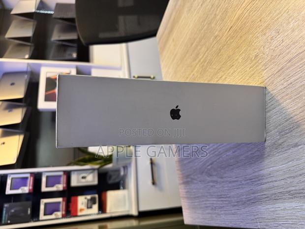 New Laptop Apple MacBook Air 2022 M2 8GB Apple M2 SSD 256GB - thumbnail 2