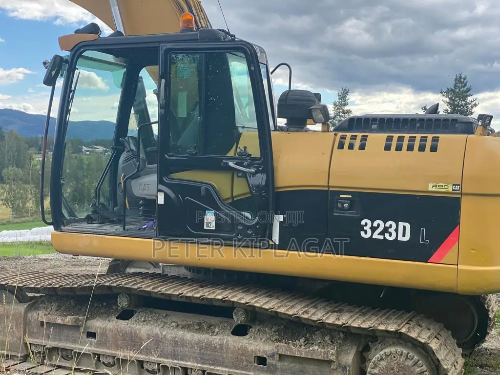Cat 320 / 323 D