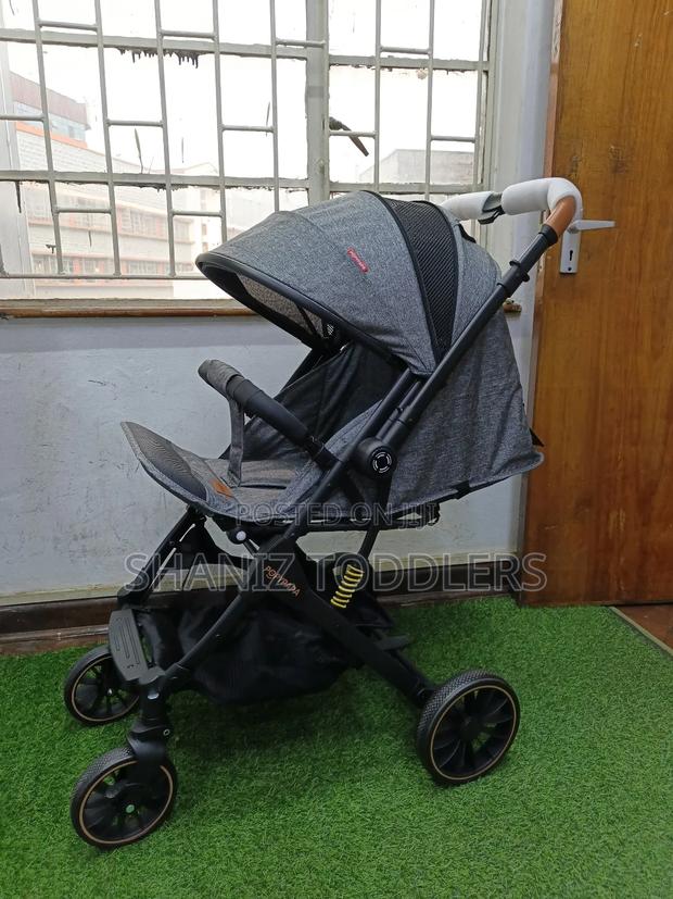 Baby Pram / Gray Stroller
