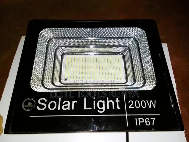 200w Floodlight - main view