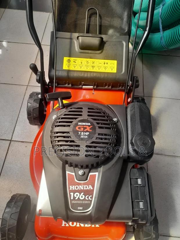Brand New Honda Lawn Mower 196cc 18"