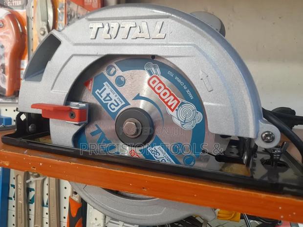 9" Total Circular Saw