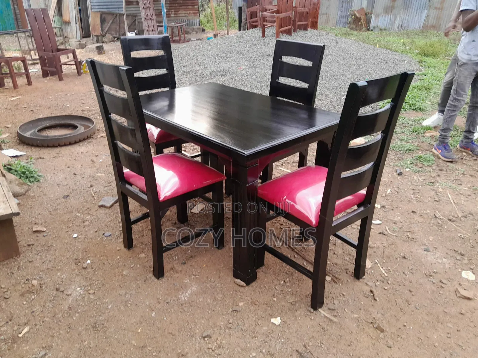 Dining Table an Outstanding All Wooden Dining Table, 4 Seats
