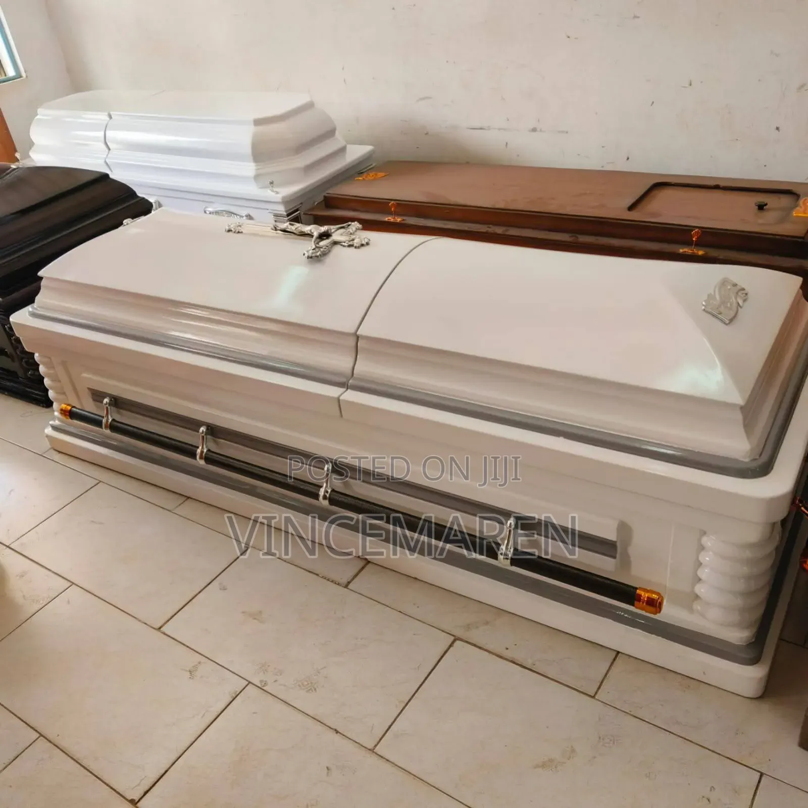 Modern Funeral Hearse Services And Caskets