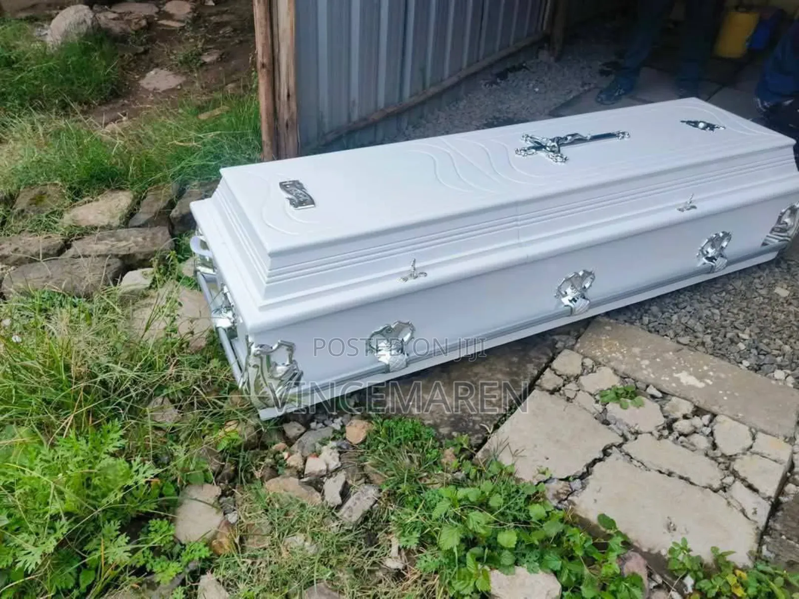 Modern Funeral Hearse Services And Caskets