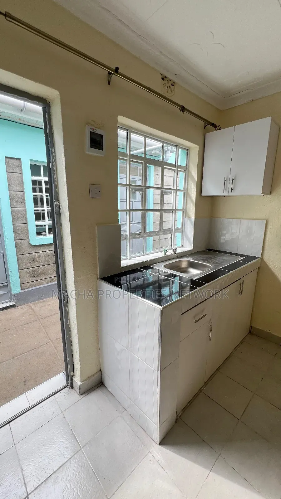 1bdrm Bungalow in Junction for sale