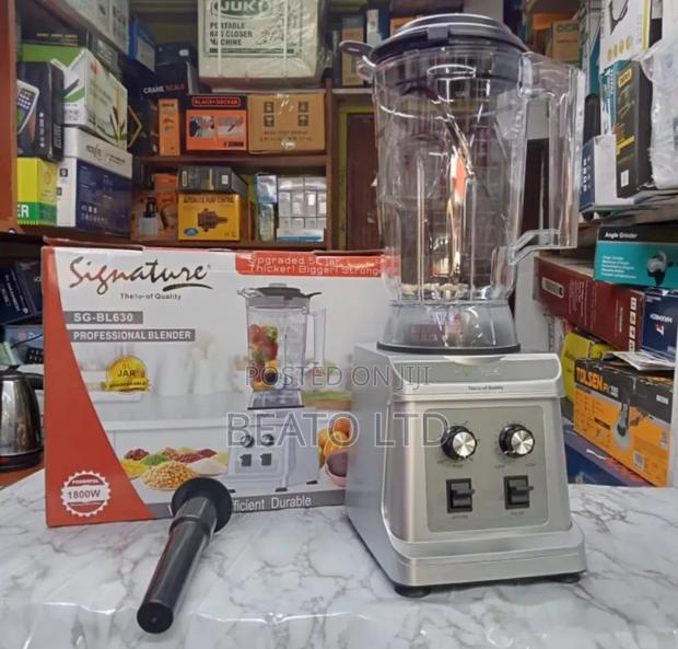Reliable 1,800 Watts Professional Blender 2 L Jugs.