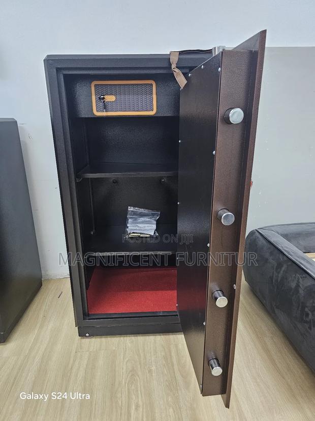 Safeboxes Tilo 100kgs Hh/4432