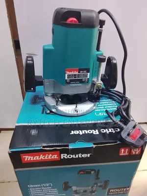 Makita Wood Router/ 1600 Watts Wood Router