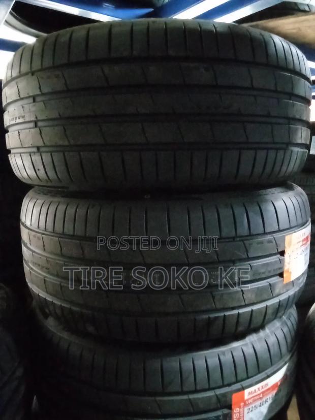 225/40r19 Maxxis Vs5/ Vs6 - thumbnail 2