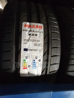 255/35r18 Maxxis Victra Vs5