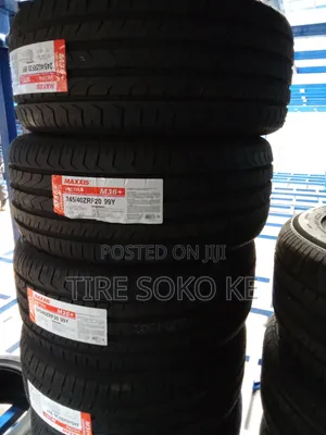 245/40r20 Maxxis M36+ Runflat