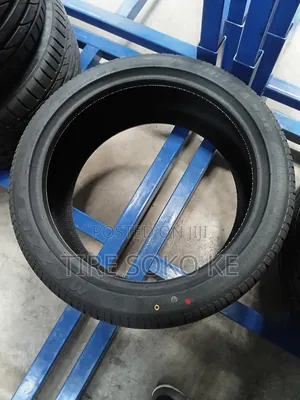 245/40r19 Maxxis Runflat M36+