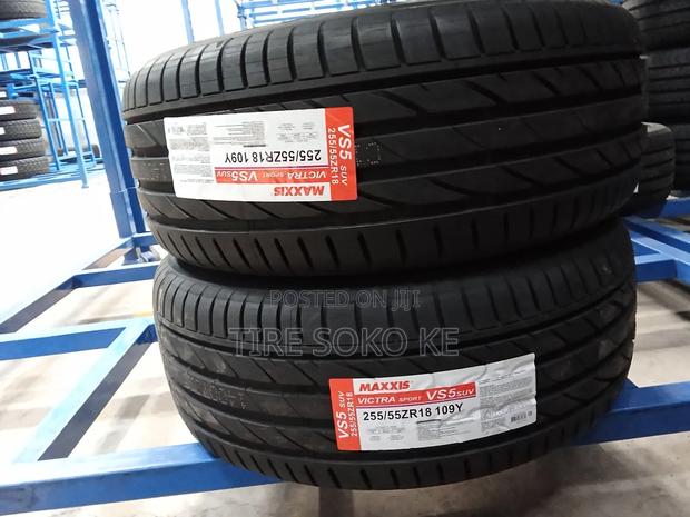 255/55r18 Maxxis Victra Vs5