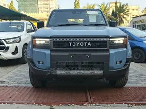 Toyota Land Cruiser Prado 2.8 2025 Blue