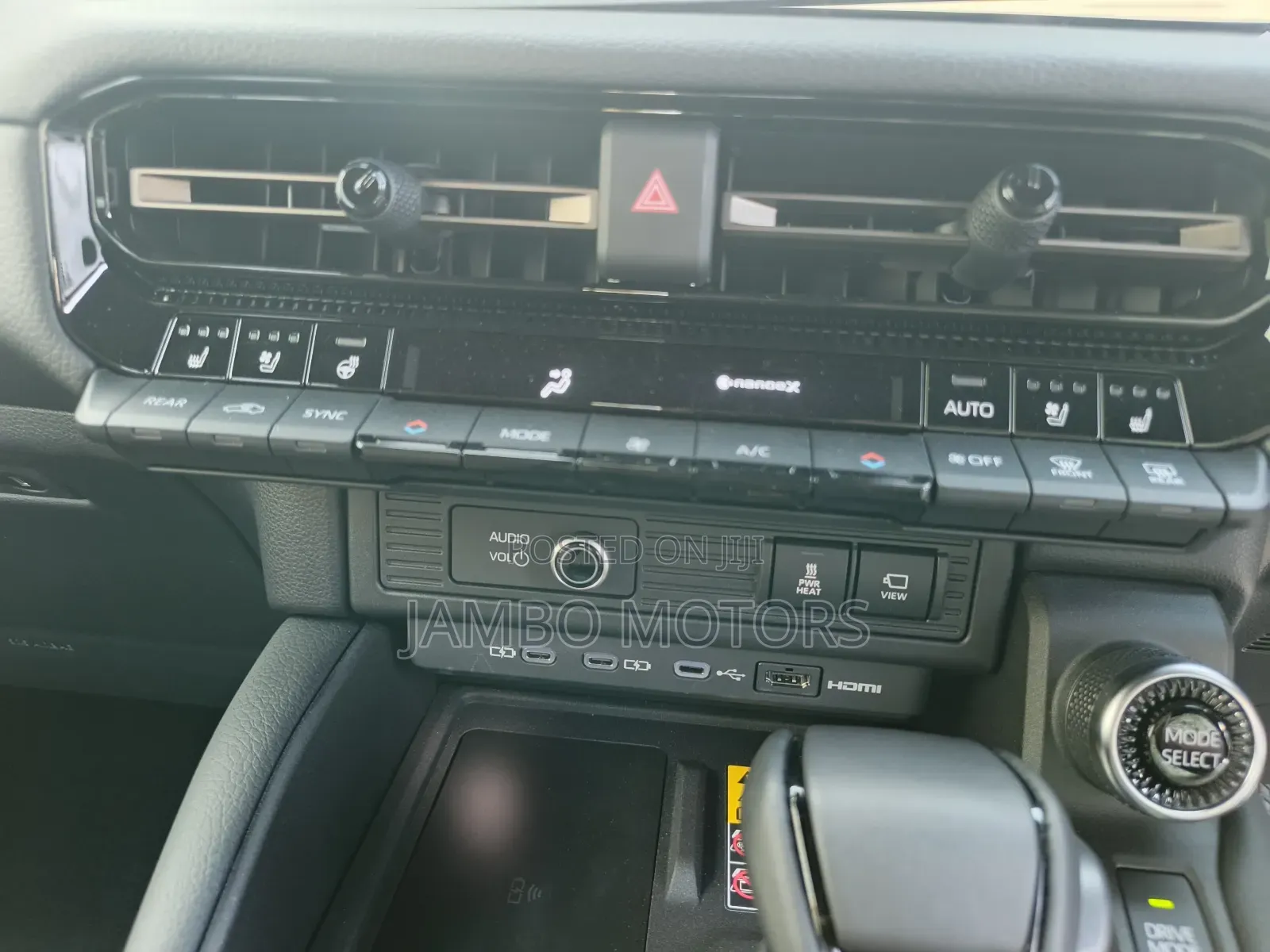 Toyota Land Cruiser Prado 2.8 2025 Blue