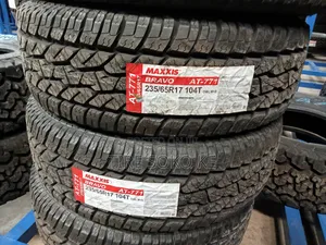 235/65 R17 Maxxis Bravo At771