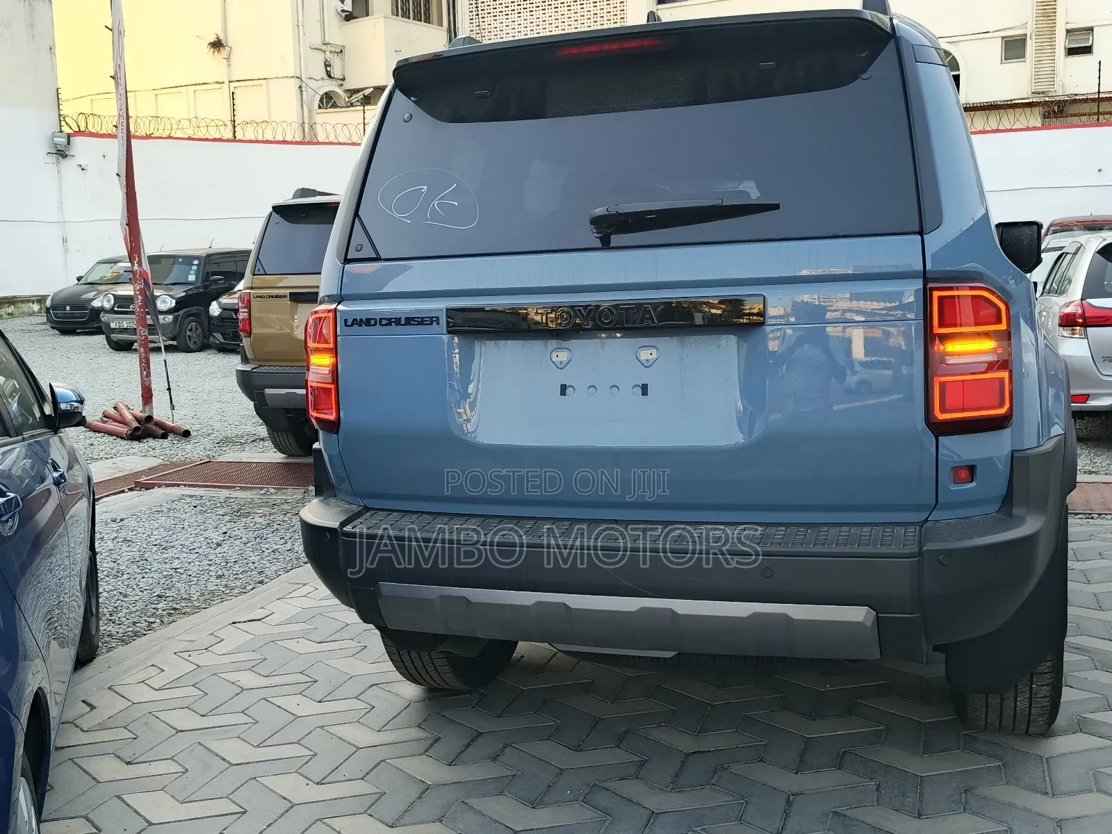 Toyota Land Cruiser Prado 2.8 2025 Blue