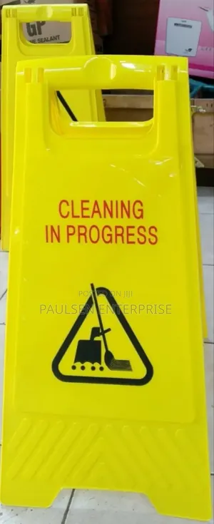 Cleaning Singage(Cleaning,Wet,Work On Progress)