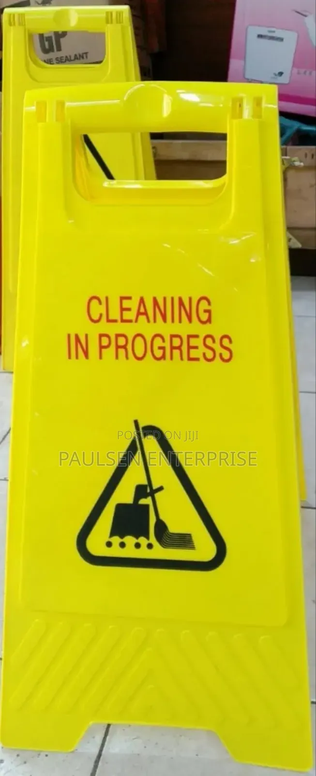 Cleaning Singage(Cleaning,Wet,Work On Progress)