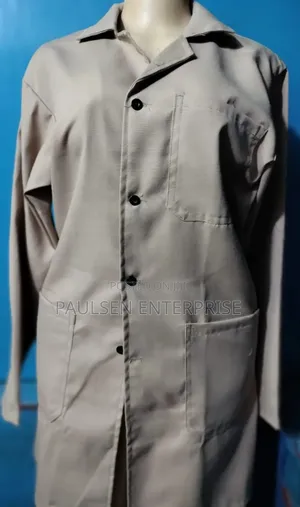 Red,Green,White Dust Coat