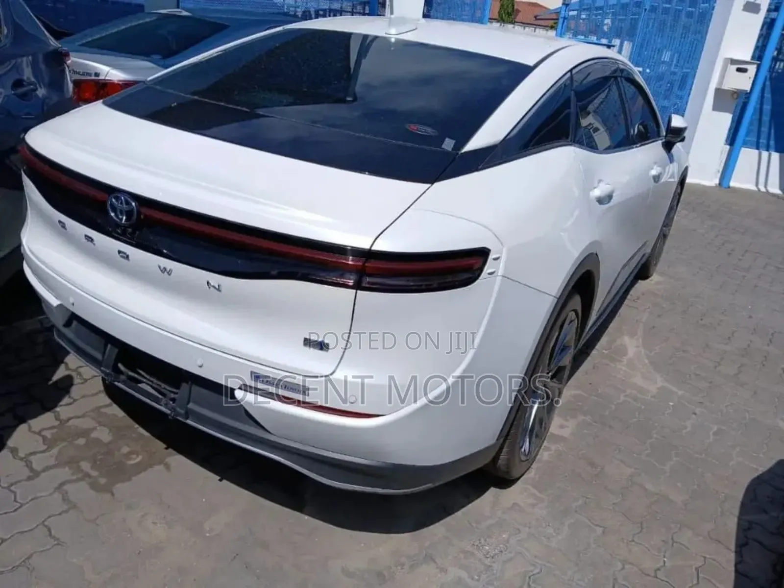 Toyota Crown 2023 White