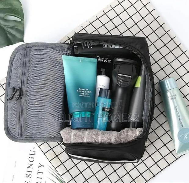 Portable Waterproof Hanging Storage Bag /Cosmetic Bag