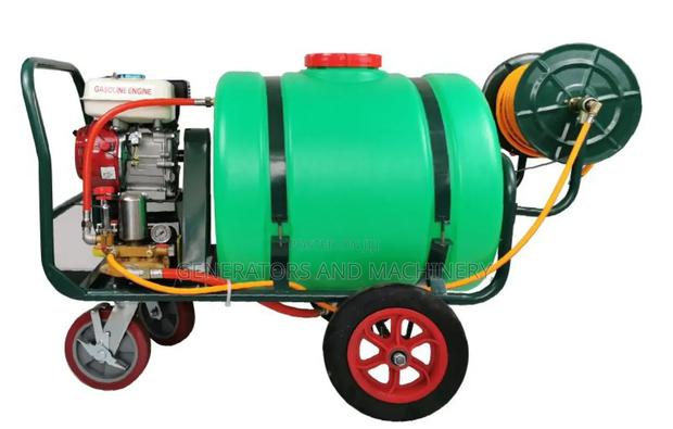 Engine Sprayer 160litres Premier