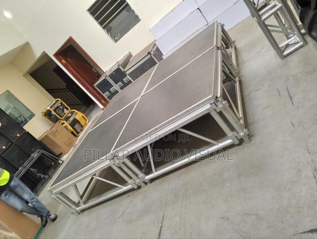 Stage Boards for Hire for Your Occasions - thumbnail 3