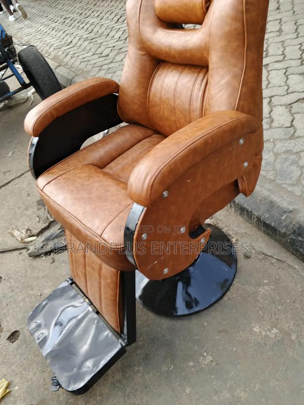 Brown Local Executive Barber Seat - main view