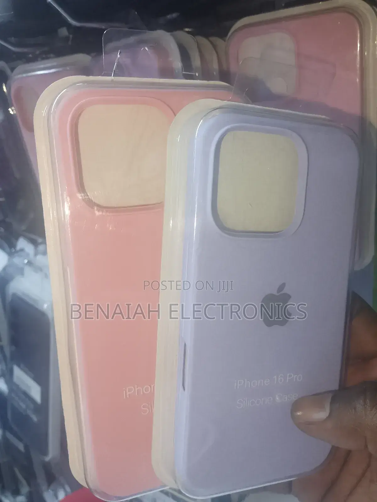 iPhone 16 Pro Max Silicone Fashion Case.All Round Protection
