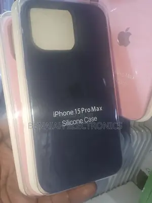 iPhone 15 Pro Max Elegant Silicone Case.High Quality Case