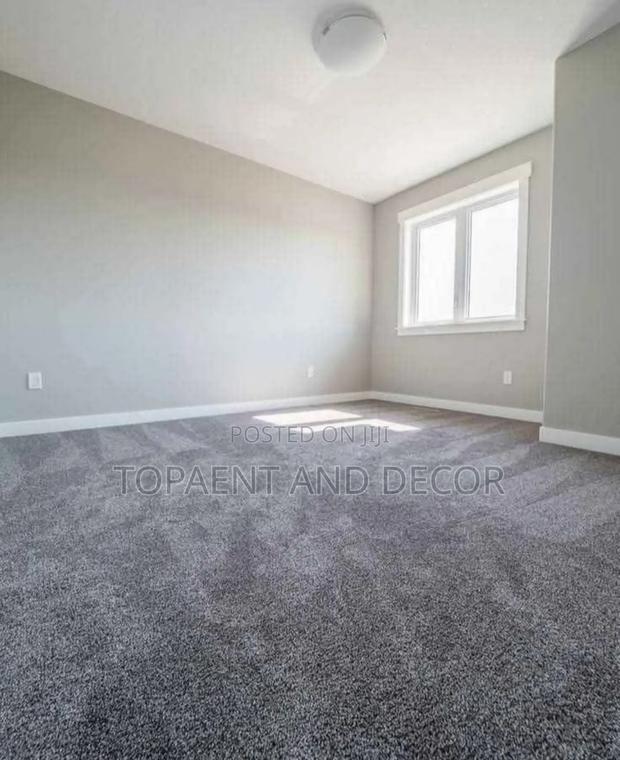 Standard Grey Delta Wall to Wall Carpet Easy Maintenance