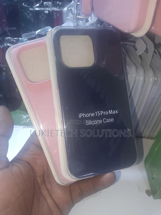 iPhone 15 Pro Max Silicone Classic Case - main view