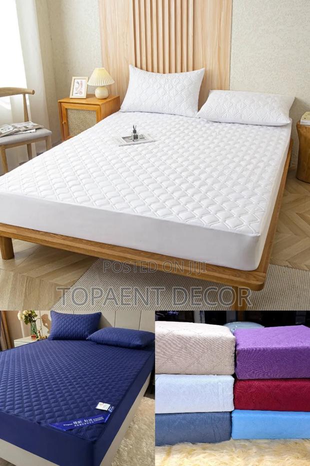 5by 6 Hand Washable Simple Stylish Mattress Protector - main view