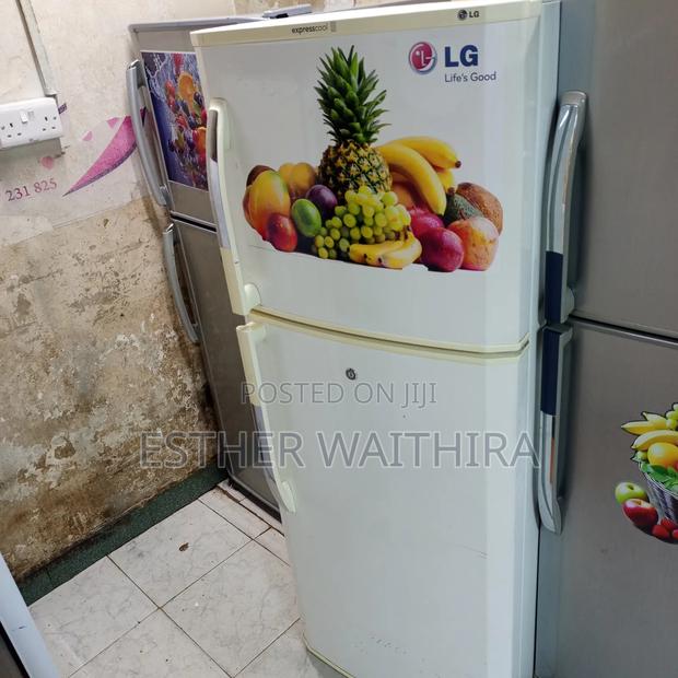 Flowered Lg Fridge - thumbnail 3