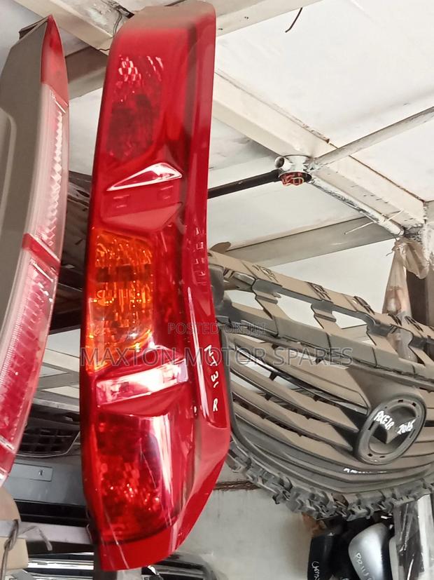 Taillight Xtrail Nt31 2010