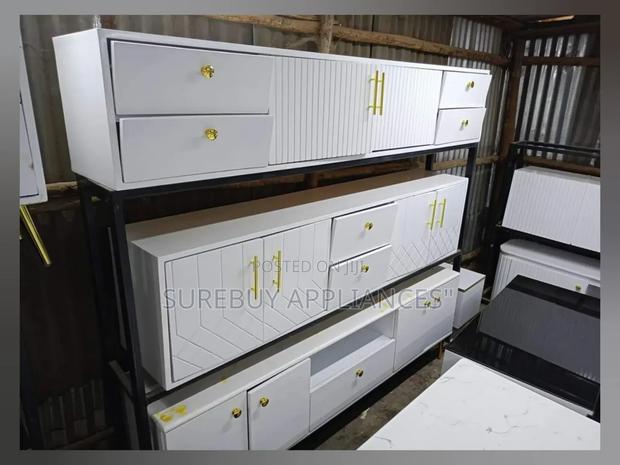 Modern Elegant Tv Stand 6fts - main view