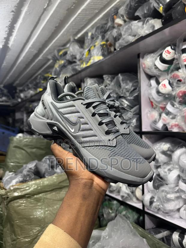 Nike Fast X Size 40-45 Grey