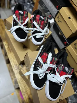Vans Knu Skool “World Number One Skateboarding Shoe”