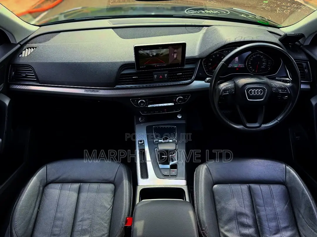 Audi Q5 2.0T Premium AWD quattro 2018 Black