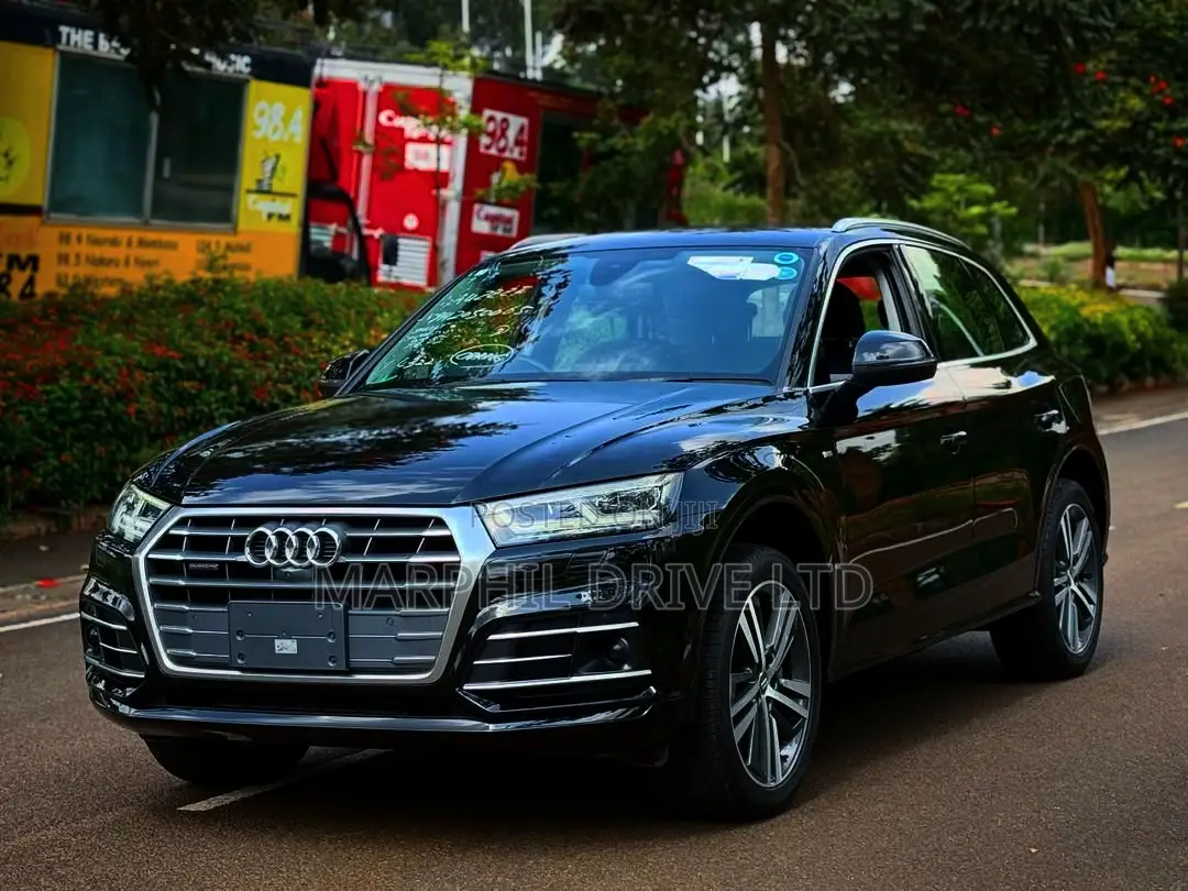 Audi Q5 2.0T Premium AWD quattro 2018 Black