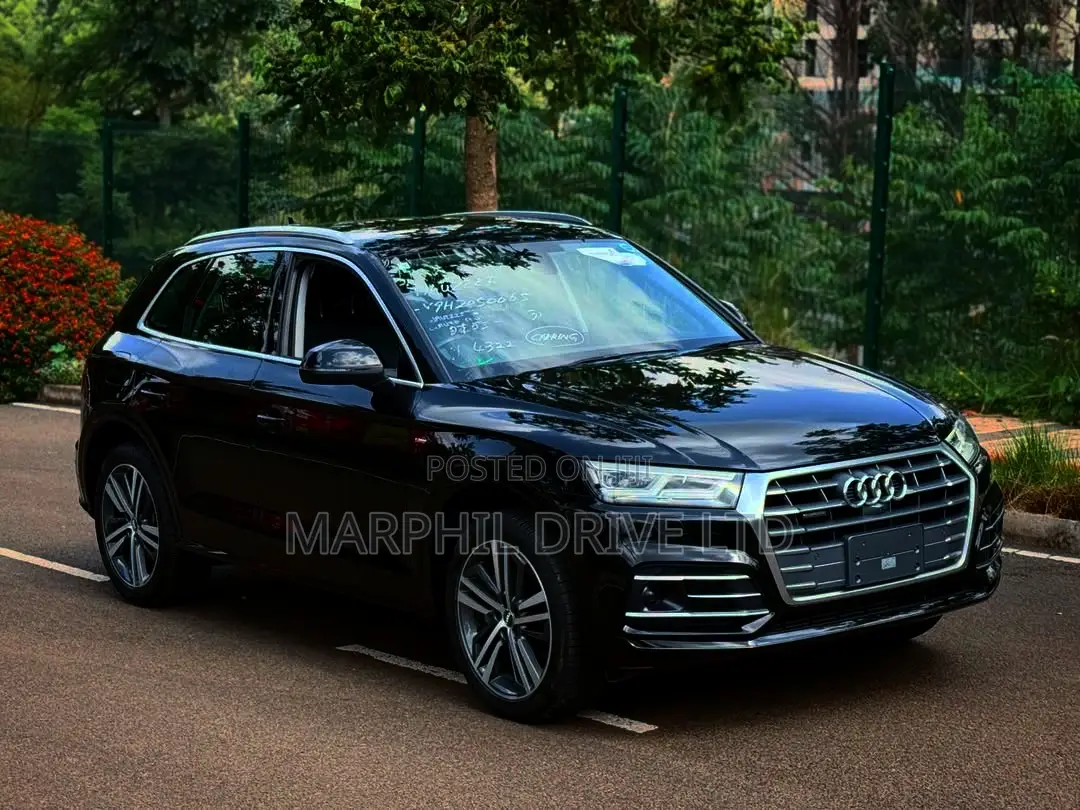 Audi Q5 2.0T Premium AWD quattro 2018 Black