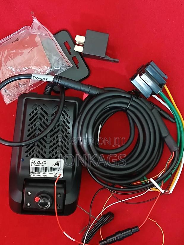 Realtime Video Stream Car Dashboard Camera - thumbnail 5