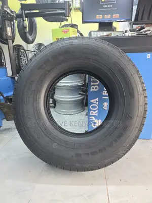 9.5r17.5 Triangle Tyre