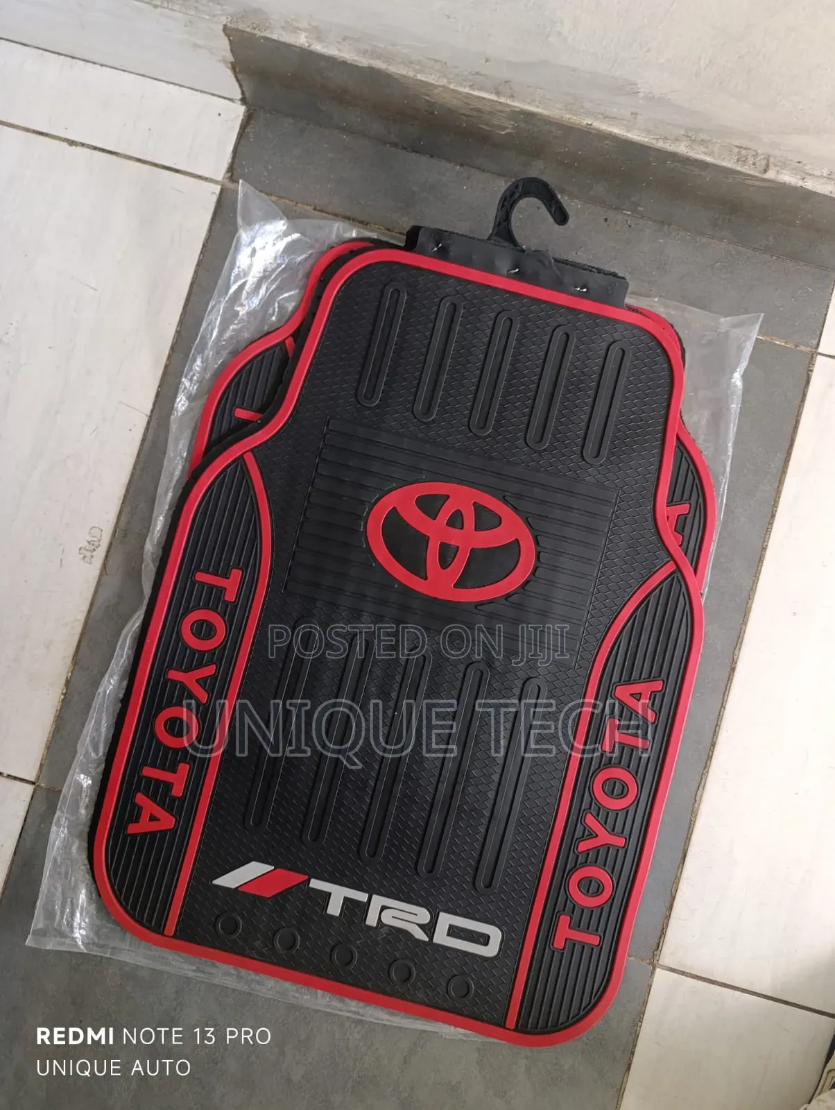 Toyota Black & Red Floor Mat / 5pcs Waterproof Set