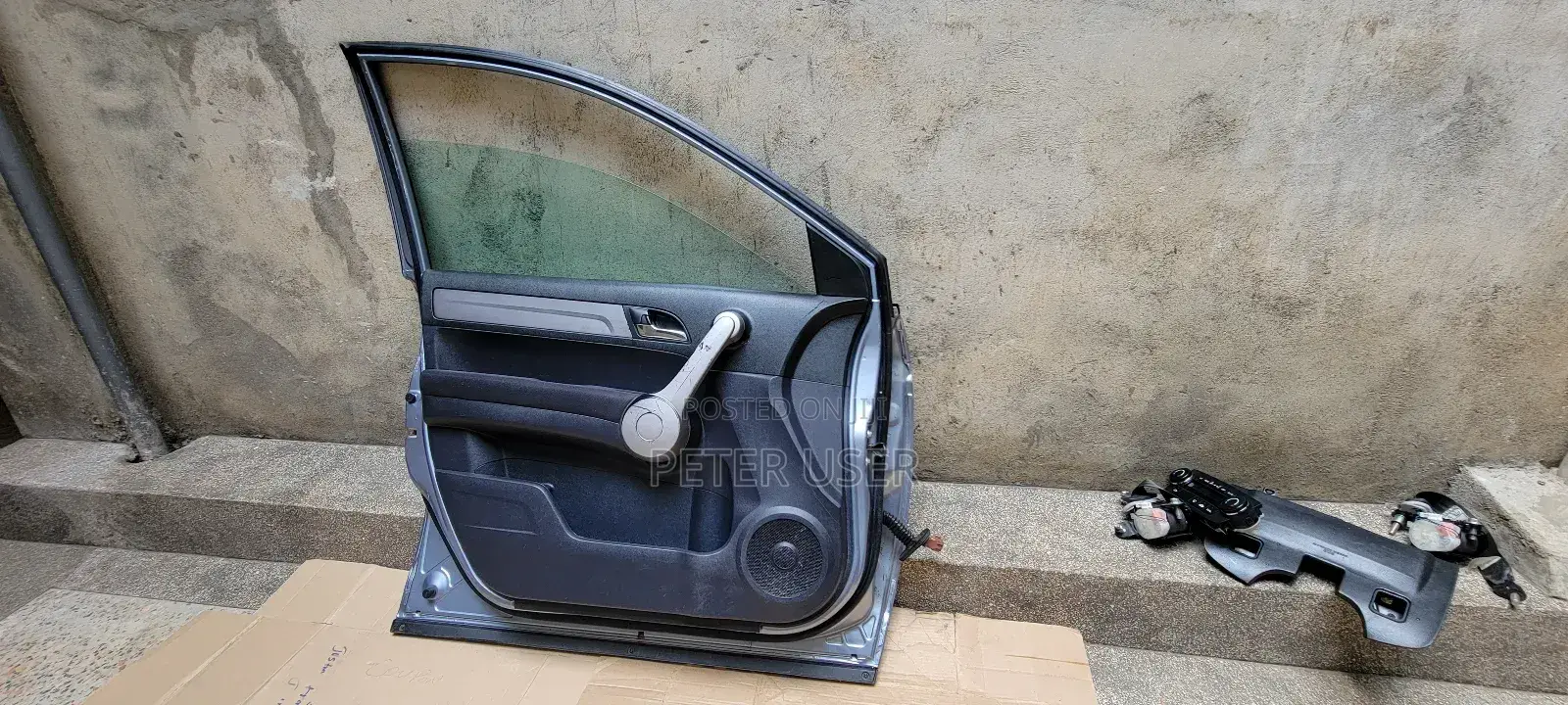 Honda CRV Re4 Front Left Door