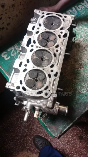 Toyota Ipsum 2az Cylinder Head