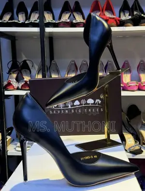 Big Tree Heels Sizes 37-41
